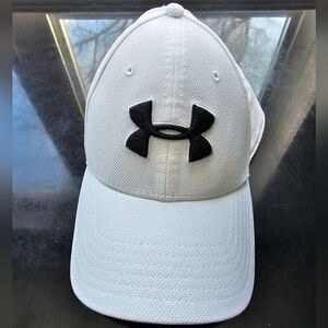 Brand New Under Armour Blitzing FlexFit Hat M/L